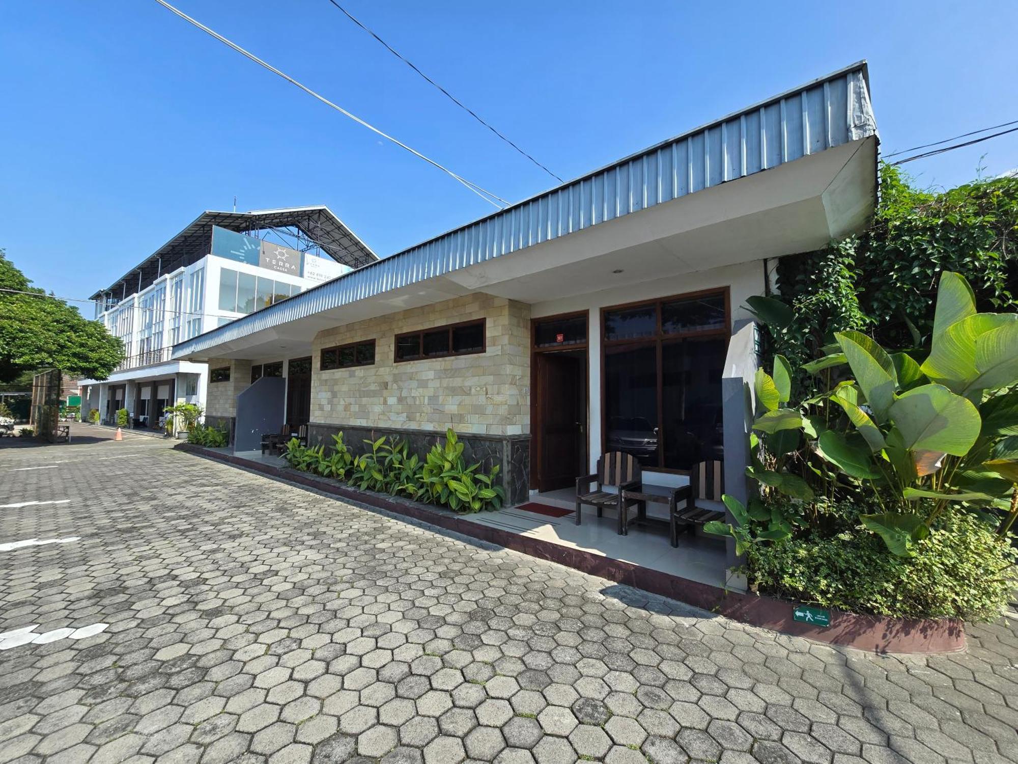 Kusma Hotel Bandungan Semarang Kültér fotó