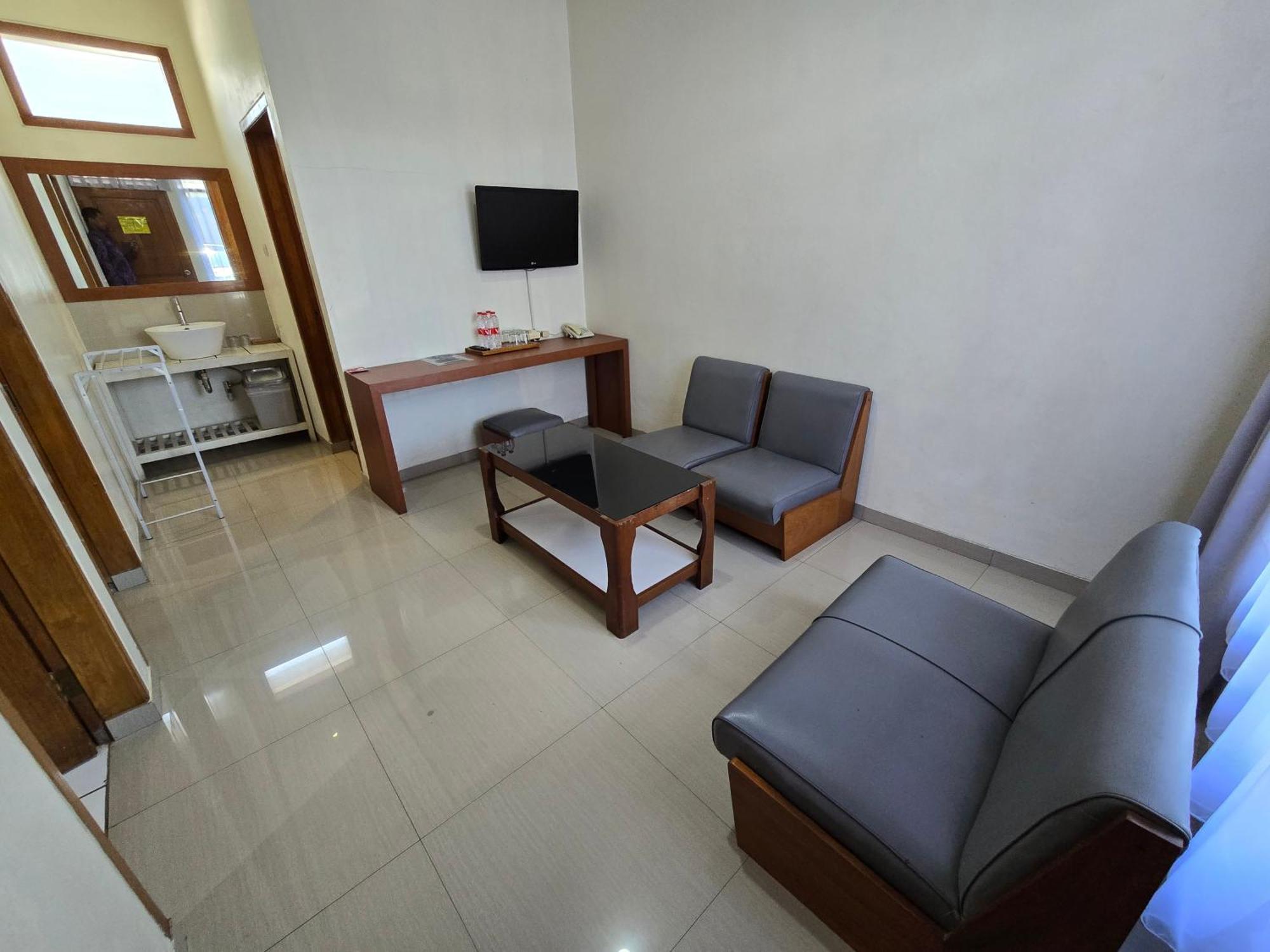 Kusma Hotel Bandungan Semarang Kültér fotó