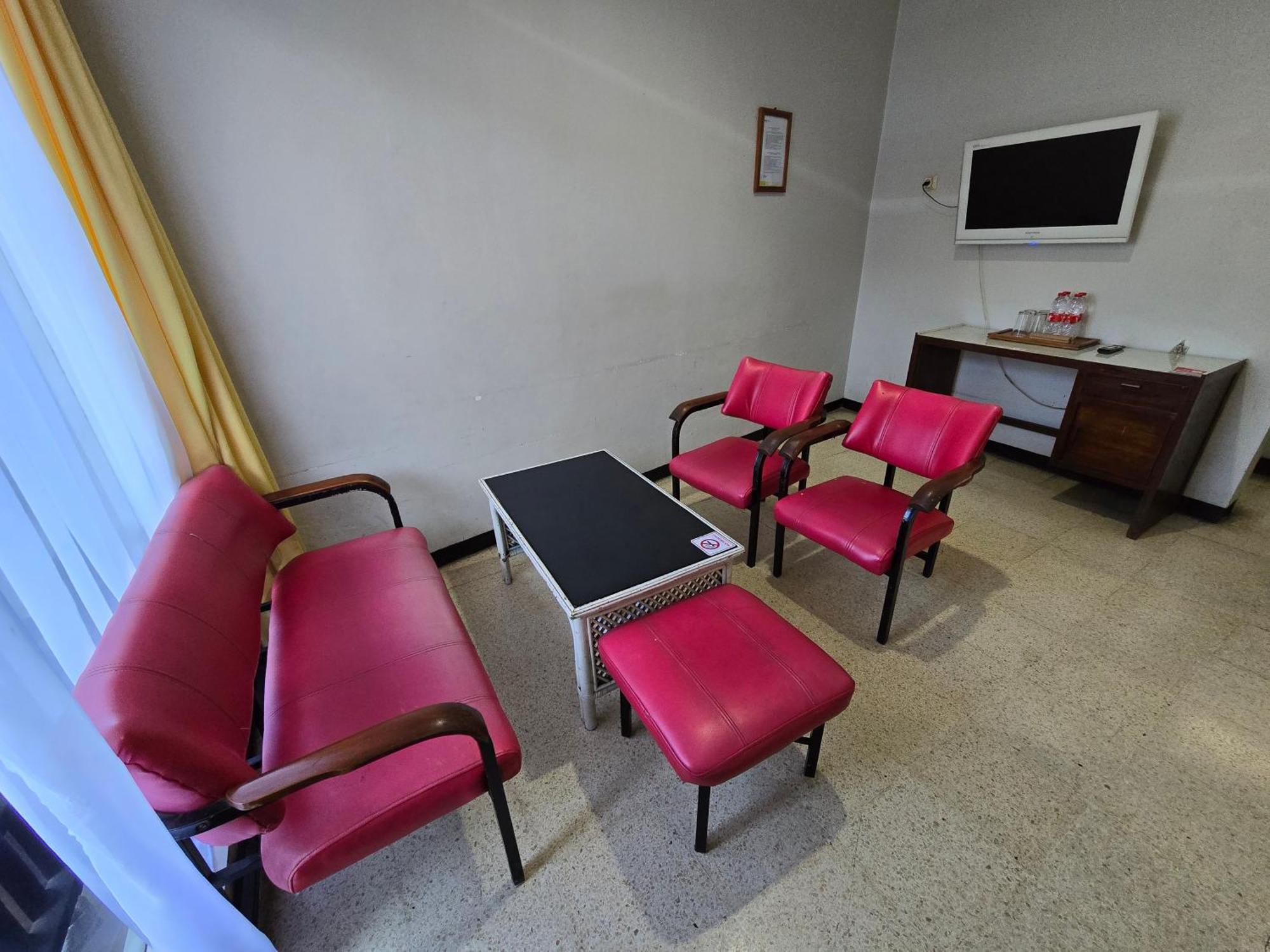 Kusma Hotel Bandungan Semarang Kültér fotó
