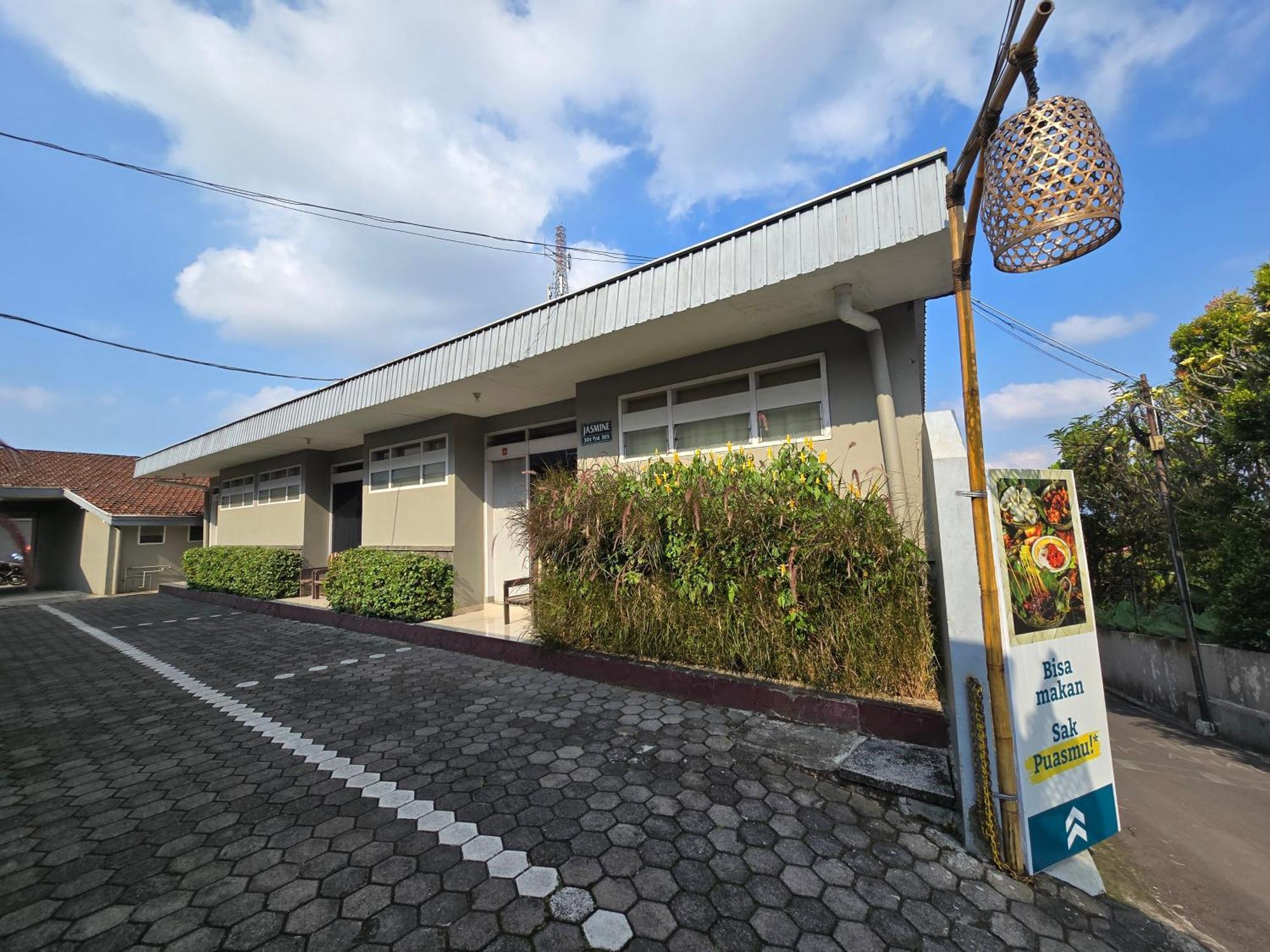 Kusma Hotel Bandungan Semarang Kültér fotó