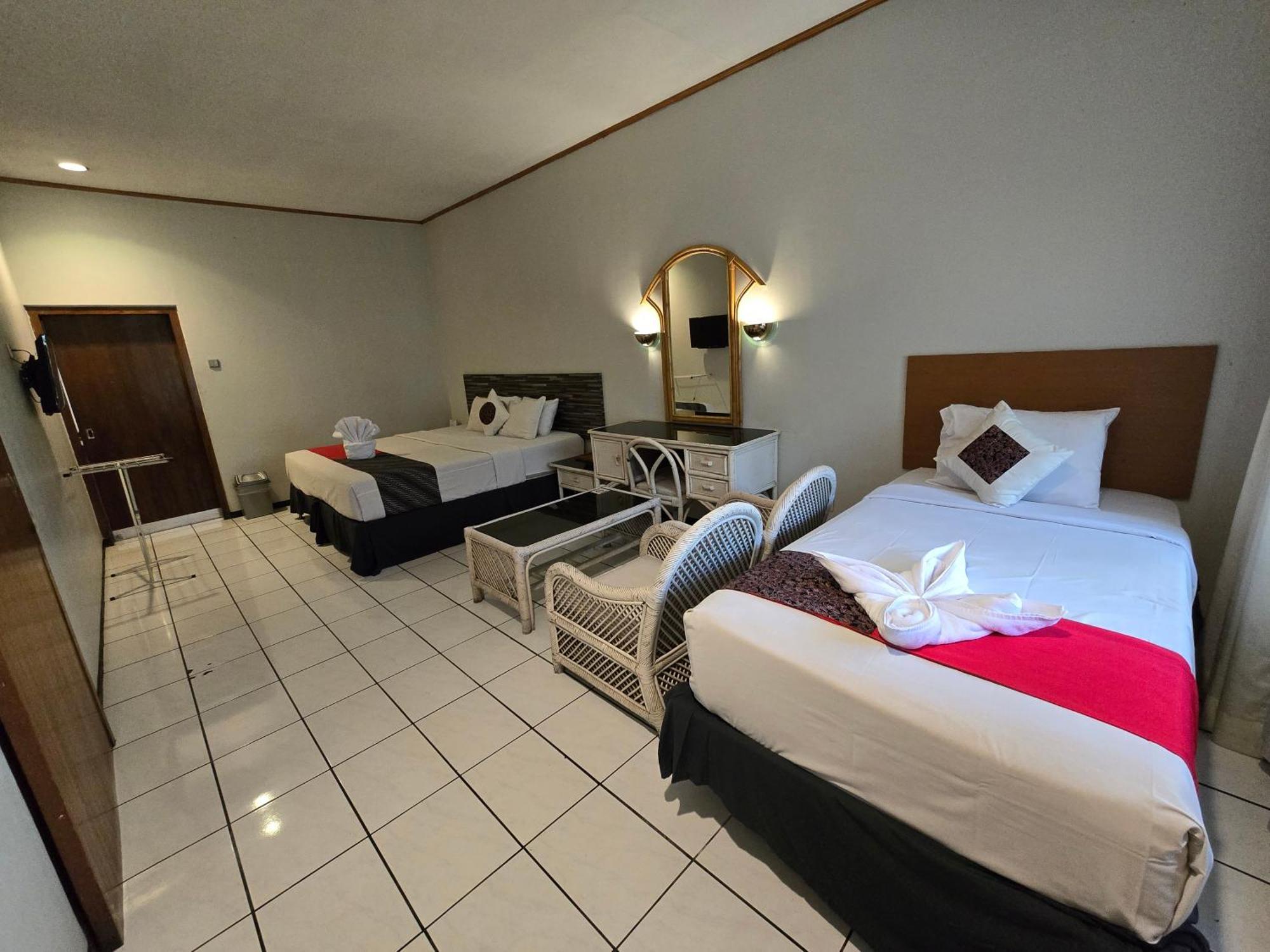 Kusma Hotel Bandungan Semarang Kültér fotó