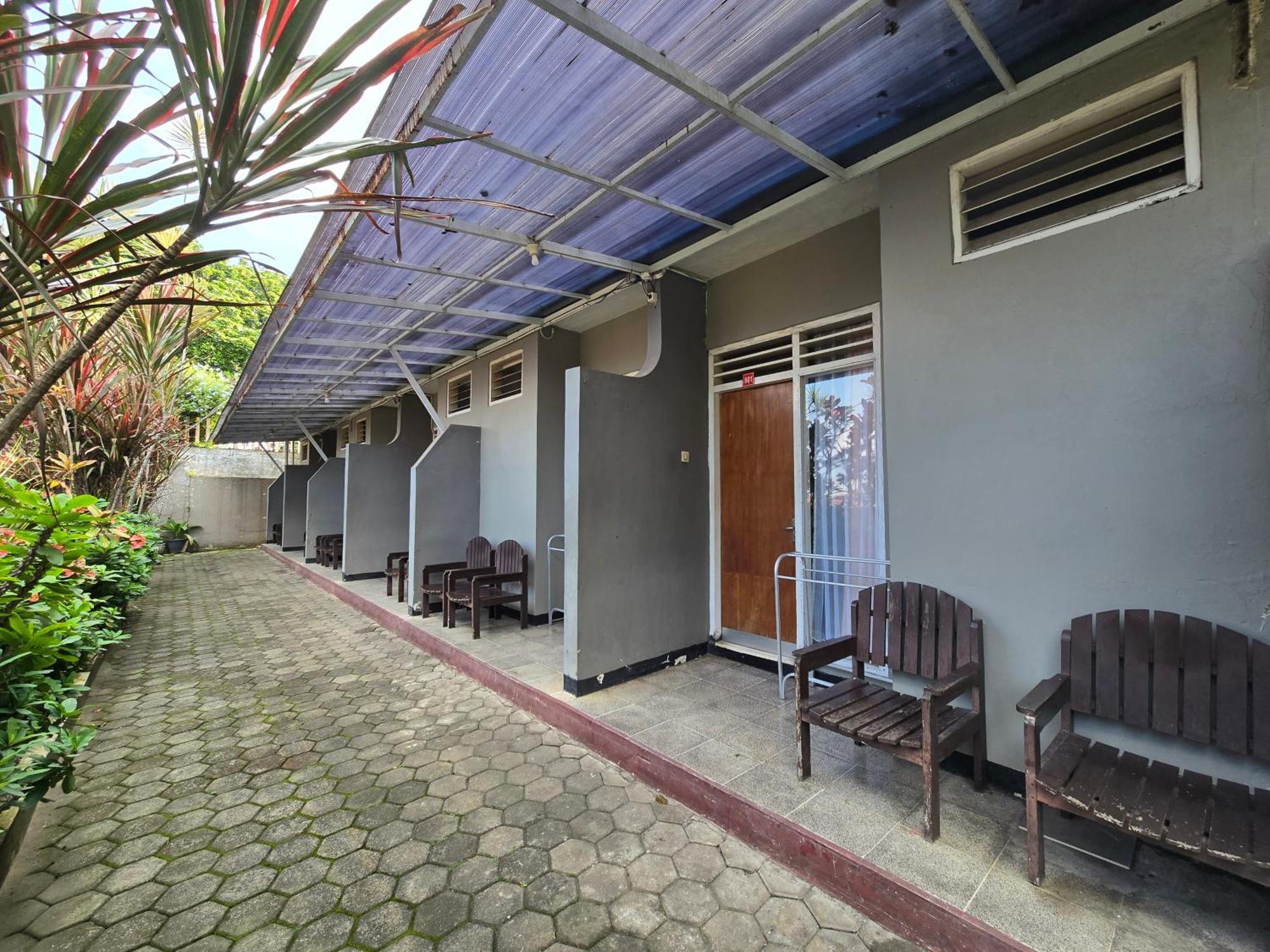 Kusma Hotel Bandungan Semarang Kültér fotó